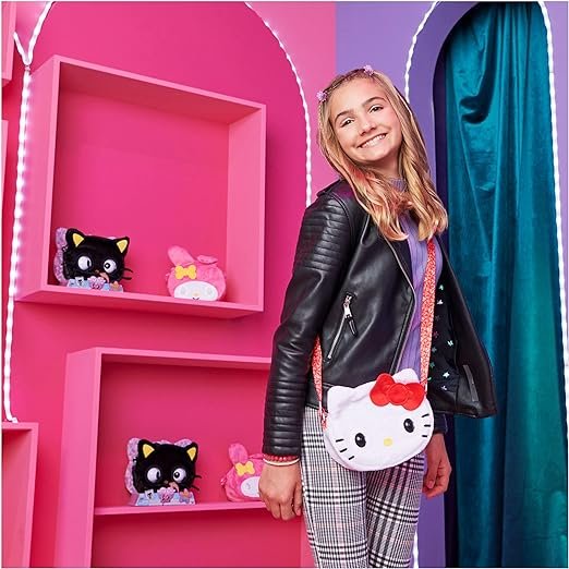Bolsa Interactiva Purse Pets: Hello Kitty de Spin Master - ¡Tu Amiga a la Moda que Cobra Vida!