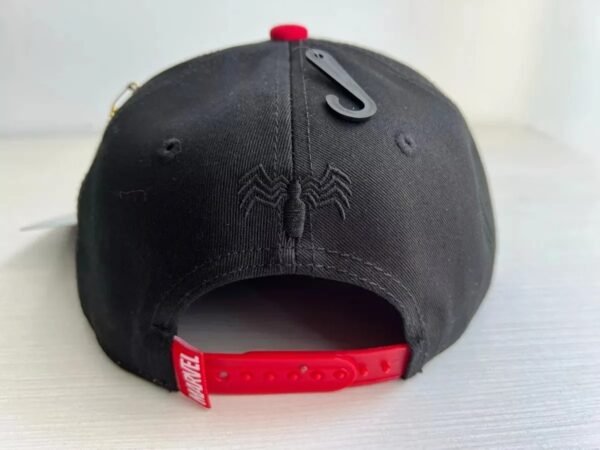 Gorra Venom Placa Metálica - Snapback Oficial Marvel